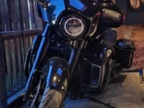 2016 Harley-Davidson Streetglide - € 18.950 · Bieden (1/1)