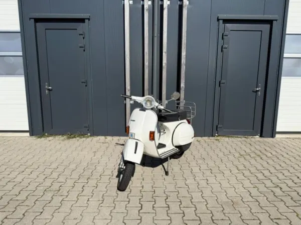 1982 Vespa Motor Scooter P200E / Origineel NL / 1e Lak - € 3.950 (1/1)
