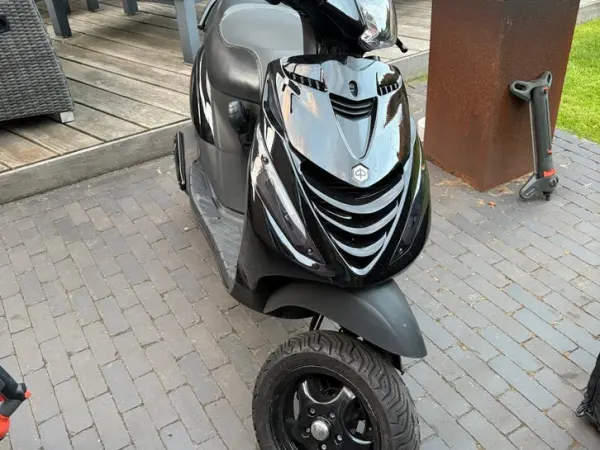 Year unknown Piaggio Zip SP 172cc - €2,400 (1/1)