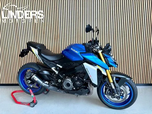 2022 Suzuki GSX-S 1000 - €10,499 · Bidding (1/1)