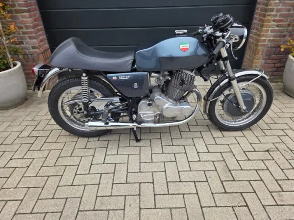 Year unknown Laverda 750 - Bidding (1/1)