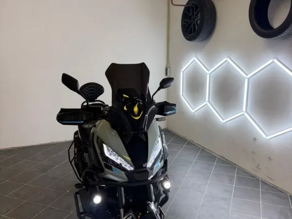 2024 Honda X-ADV - € 16.950 (1/1)