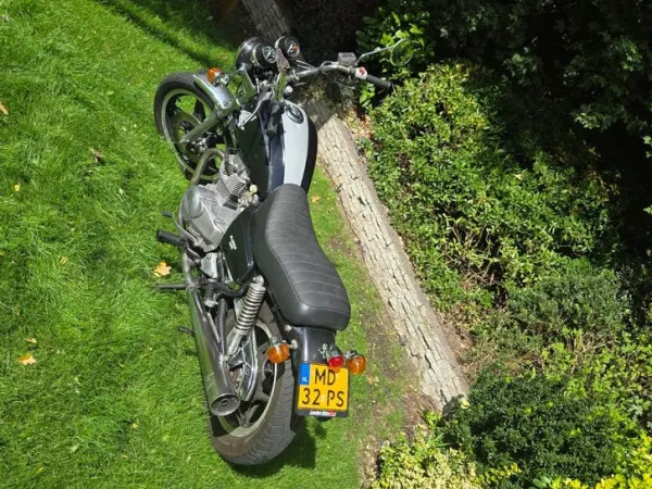 1982 Honda CM 400 T - € 2.000 · Bieden (1/1)