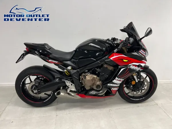 2022 Honda CBR 650 R - €8,250 · Bidding (1/1)