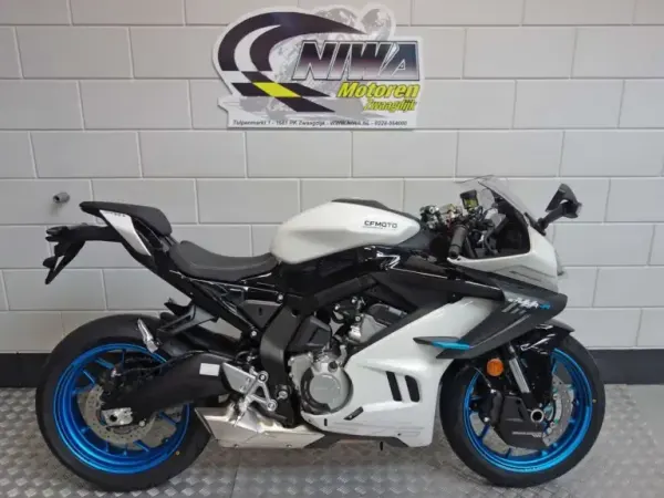 2026 Cfmoto 675 SR-R - € 8.999 (1/1)