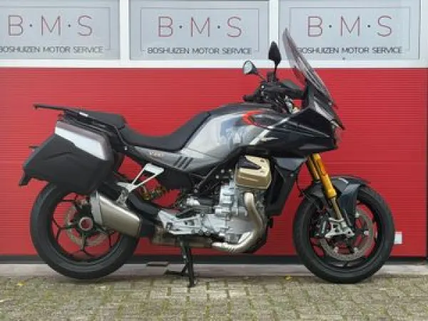 2023 Moto Guzzi V 100 Mandello S - €12,950 (1/1)
