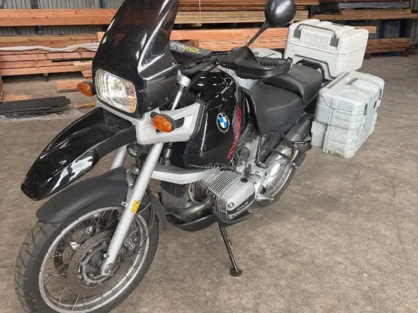 1996 BMW R 1100GS uit 1996 - € 2.950 · Bieden (1/1)