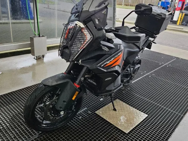 2022 KTM 1290 Super Adventure S-Krachtige Toermotor - €13,500 · Bidding (1/1)
