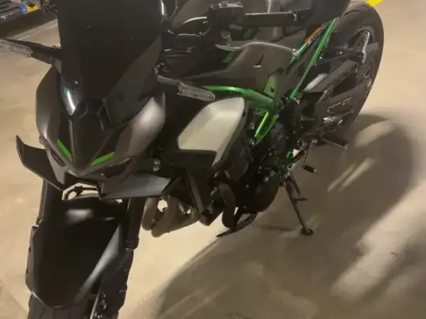 2025 Kawasaki Z 900 - €11,000 (1/1)