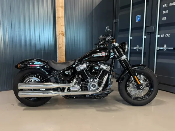 2019 Harley-Davidson Softail Slim - € 19.900 (1/1)