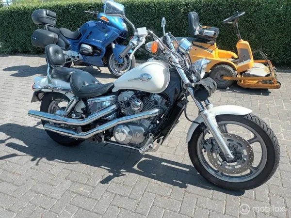 1995 Honda VT 1100 - € 2.275 (1/1)
