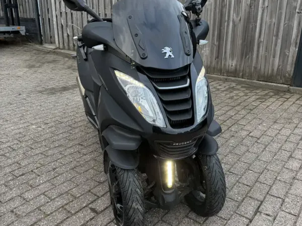 2020 Peugeot Metropolis - € 5.900 (1/1)