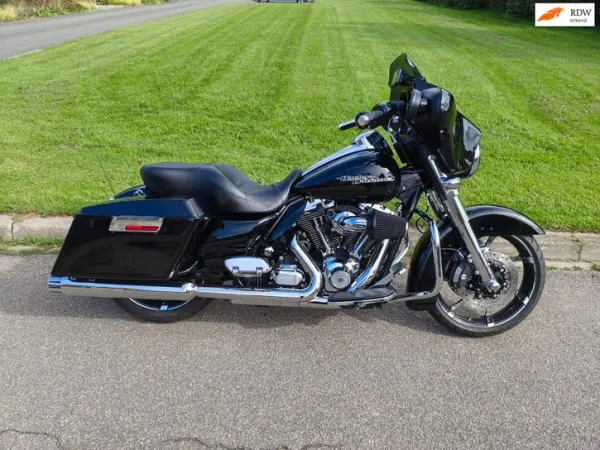 2013 Harley-Davidson 103 FLHX Street Glide 2013 cvo Wielen Veel e - €13,500 (1/1)