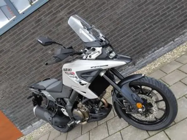Year unknown Suzuki V-Strom 1050 - €16,299 (1/1)