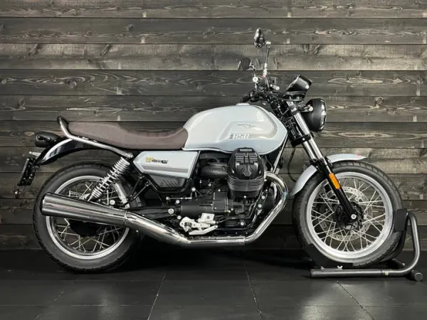 2023 Moto Guzzi V7 IV 850 Special E5 (bj 2023) - €8,990 (1/1)