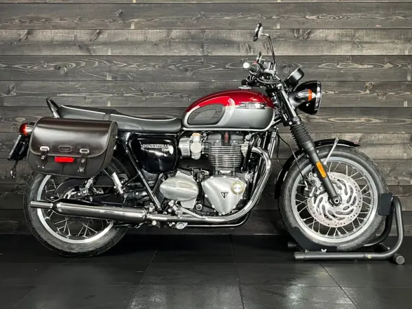 2022 Triumph Bonneville T 120 - € 11.990 (1/1)