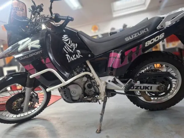 1994 Suzuki DR Big - €2,500 · Bidding (1/1)