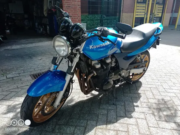 2001 Kawasaki ZR - 7 - € 1.350 (1/1)