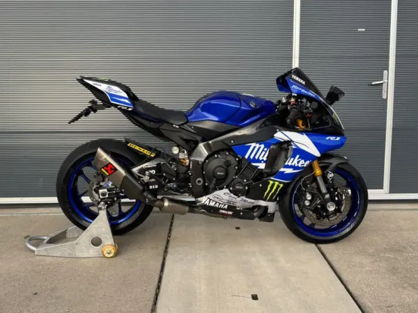 2019 Yamaha YZF R1 - € 17.495 (1/1)