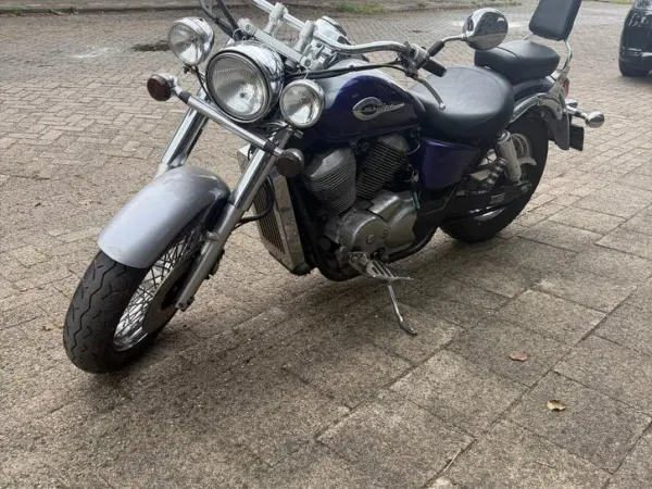 1998 Honda VT 750 C - €1,975 · Bidding (1/1)