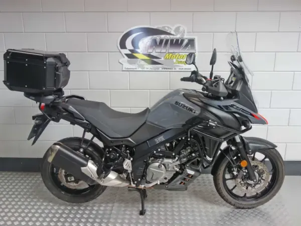 2025 Suzuki V-Strom DL 650 - €9,450 (1/1)