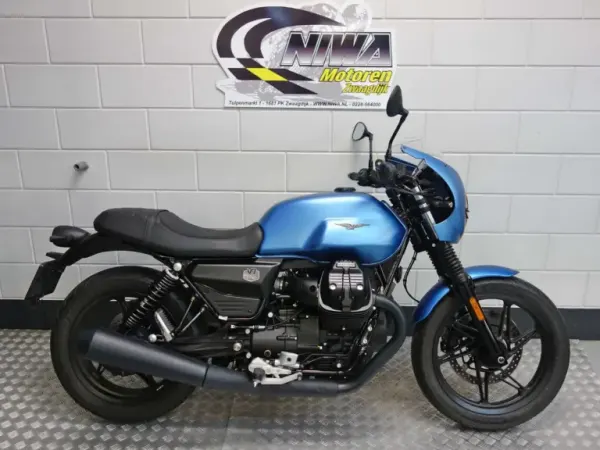 2025 Moto Guzzi V 7 Stone - € 12.499 (1/1)