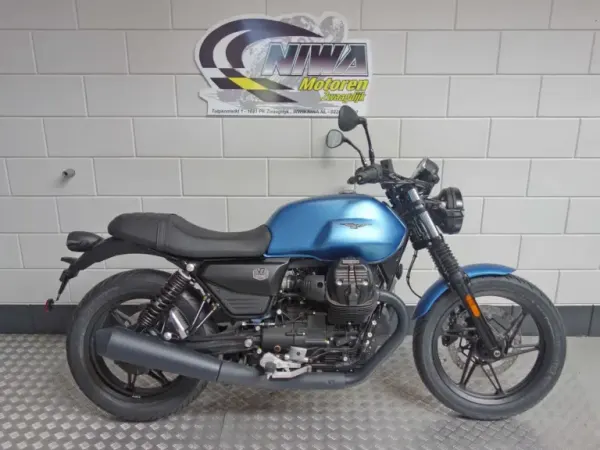 2026 Moto Guzzi V 7 Stone - € 11.500 (1/1)