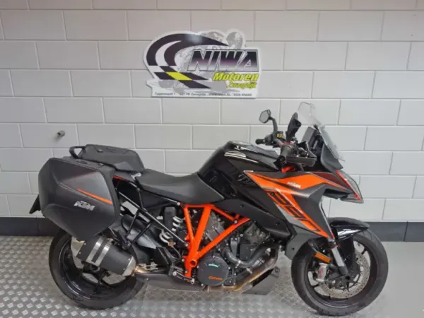 2021 KTM 1290 SuperDuke GT ABS - €15,450 (1/1)