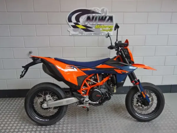 2026 KTM 690 SMC R - € 12.890 (1/1)