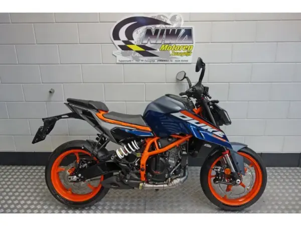 2025 KTM 390 Duke - € 6.450 (1/1)