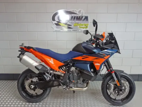 2026 KTM 890 SMT - €16,699 (1/1)