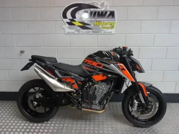 2024 KTM 790 Duke - € 8.450 (1/1)