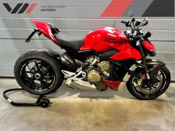 2020 Ducati Streetfighter V4 - € 15.490 · Bieden (1/1)