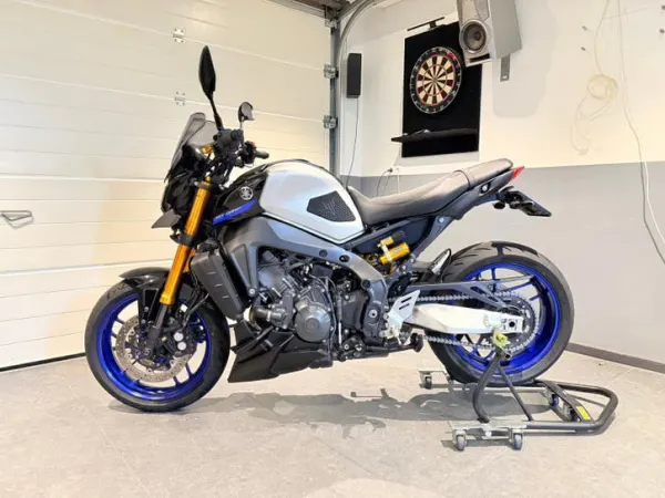 2023 Yamaha MT-09 SP 2023 | Mivv | Puig | Dealer Onderhouden - €11,750 · Bidding (1/1)
