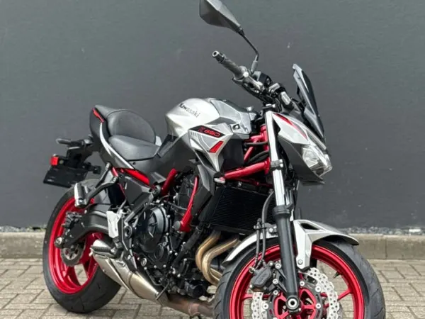2024 Kawasaki Z 650 - €6,399 (1/1)