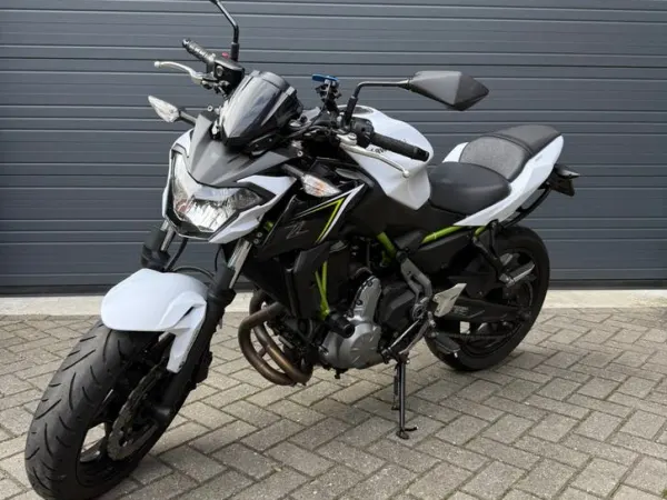 2017 Kawasaki Z 650 - €5,500 · Bidding (1/1)