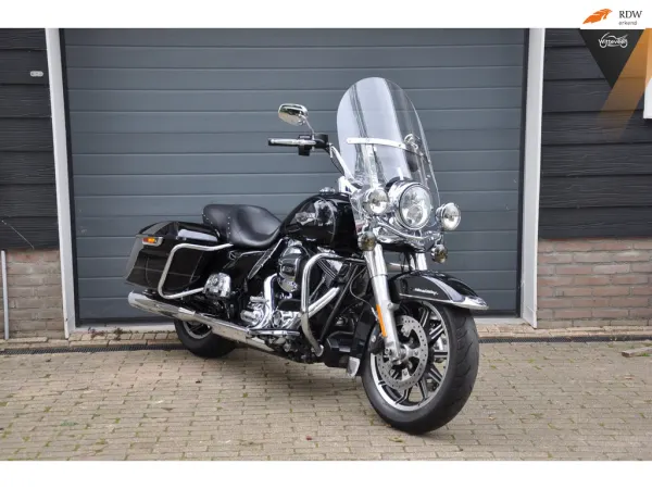 2016 Harley-Davidson Tour 103 FLHRC Road King Classic - € 14.990 (1/1)