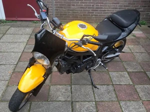 Year unknown Suzuki SV 650 - €1,750 · Bidding (1/1)