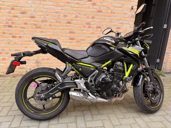 2020 Kawasaki Z 650 - €4,900 · Bidding (1/1)