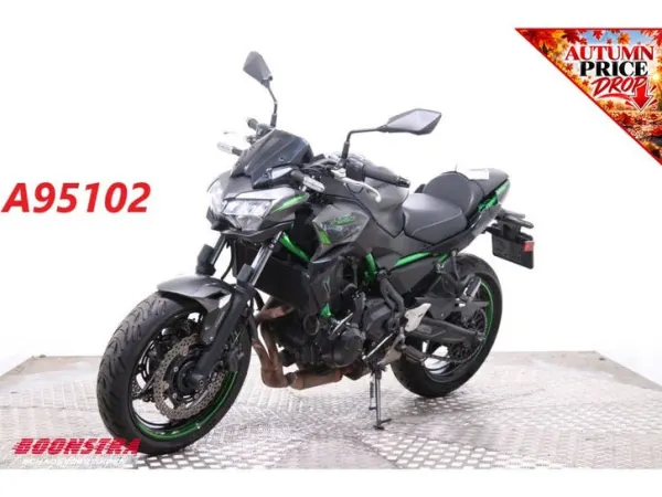 2023 Kawasaki Z650 ABS LED Heizgriffe (bj 2023) - € 3.450 (1/1)