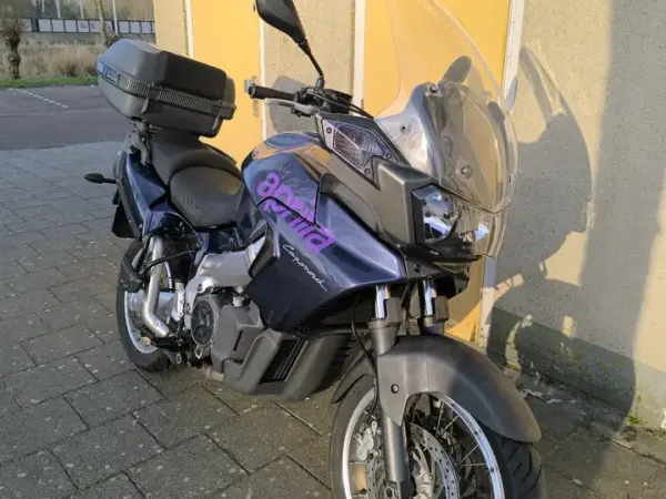 2002 Aprilia ETV 1000 - €2,950 (1/1)