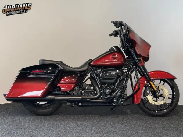 2018 Harley-Davidson Street Glide Special FLHXS (bj 2018) - € 20.950 · Bieden (1/1)