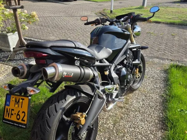 2008 Triumph Street Triple 675 - Bieden (1/1)
