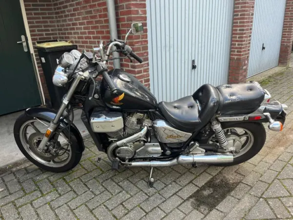 1986 Honda Shadow VT 700-1986-opknapper - € 966 (1/1)