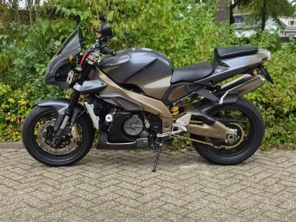 2003 Aprilia Tuono 2003 gen1 - €3,200 (1/1)