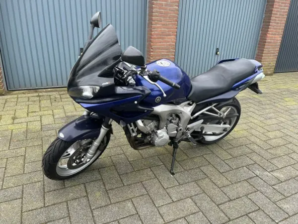 Bouwjaar onbekend Yamaha FZ6 Fazer – Bouwjaar 2003 – € 2.450 - Bieden (1/1)