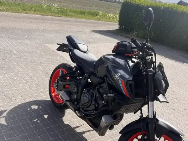 2021 Yamaha MT-07 - € 7.500 · Bieden (1/1)