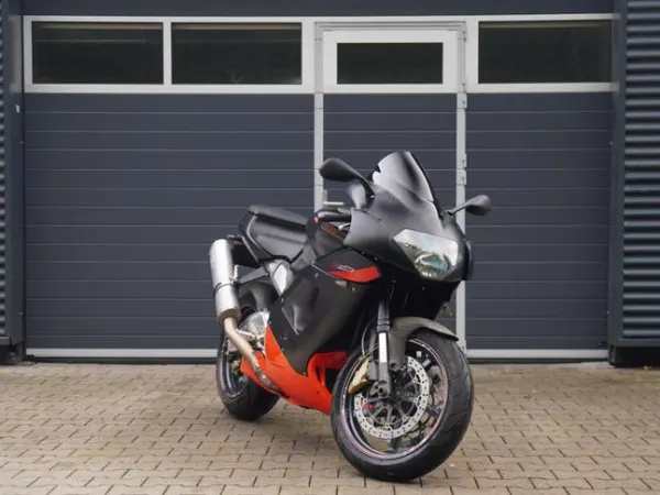 2001 Aprilia RSV - €2,999 (1/1)