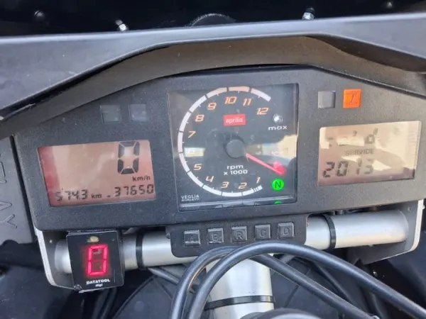 2001 Aprilia RSV - € 3.750 · Bieden (1/1)