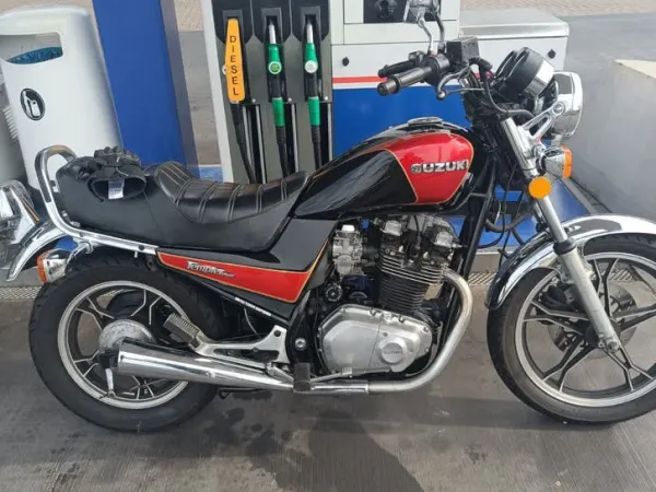1984 Suzuki GR 650 - Bieden (1/1)
